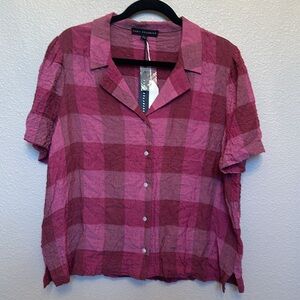JANE + DELANCEY women’s crinkle plaid berry pink/ red short sleeve top size L
